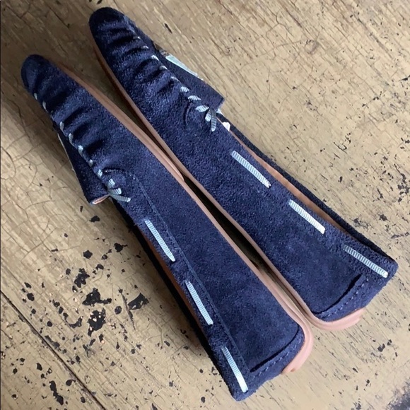 TALBOTS Indigo Blue Everson Novelty Mocassins - Picture 3 of 12